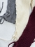 Sweater THAIS con nudos en internet