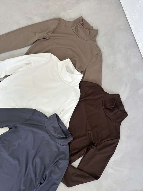 Polera BÁSICA PALMA - comprar online