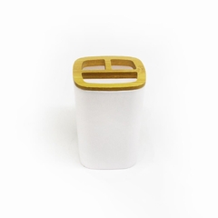 PORTA CEPILLOS BAMBOO BASE PLASTICA CUADRADA BLANCA
