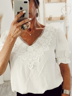 Blusa Julita en internet