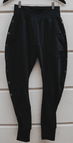 Imagen de Jogger tachas