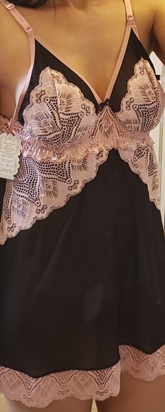 Camisola de tule preto com rosa romance - comprar online