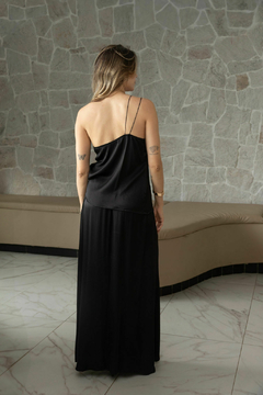 Conjunto Blusa luz e Saia luzia cetim - Preto na internet