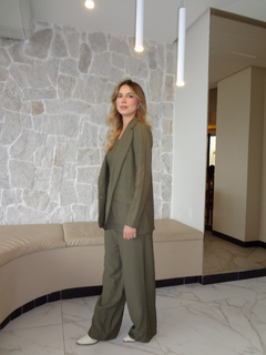 Imagem do Trio Risca de Giz: Blusa Corset, Calça e Blazer - Verde