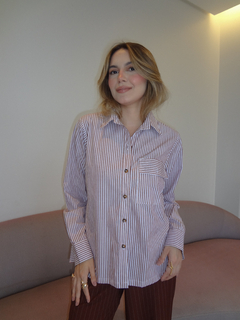 Camisa entrelinhas - Vinho amadeirado - comprar online