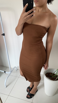vestido marrom canelado na internet