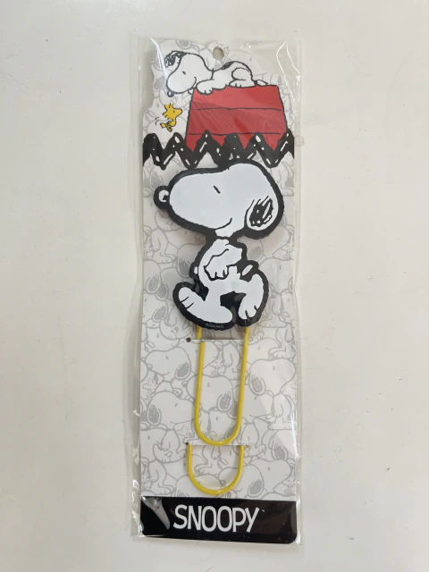 GANCHOS SEÑALADORES SNOOPY