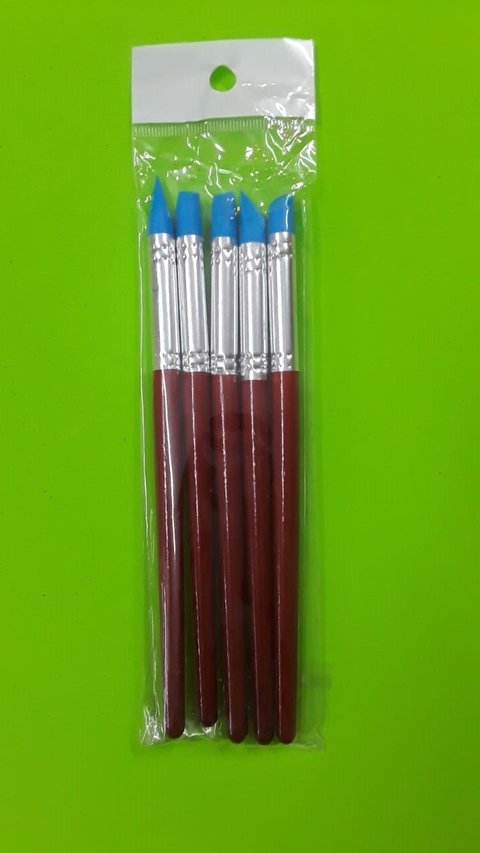 PINCELES DE GOMA MEDIANOS
