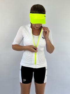 Camisa Pulse Fit White com amarelo na internet