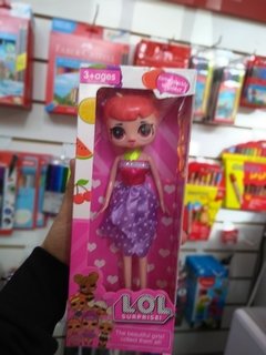 Muñeca Lol en caja