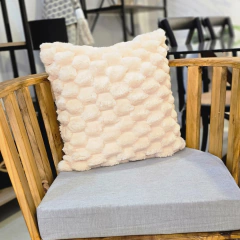 ALMOHADON PIEL CIRCULOS ALPES en internet