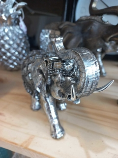 ELEFANTE 18CM en internet