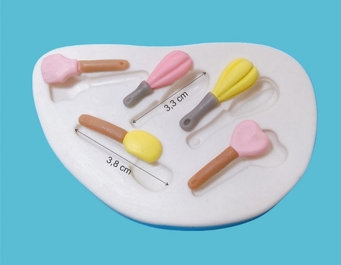 molde-de-silicone-utensílios-confeitaria