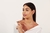 Brinco Earcuff com dois piercing fake e zircônia colorida na internet