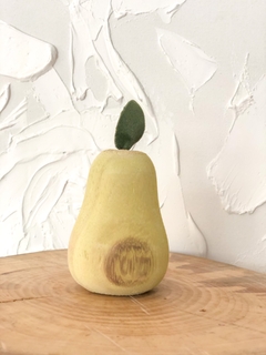Pera little fruit