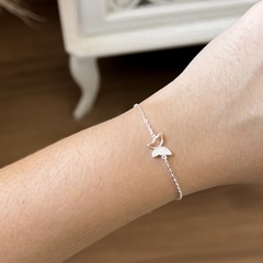 Pulseira Borboleta cravejada na internet