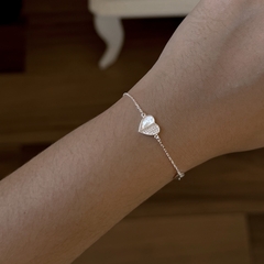 Pulseira coração madrepérola - comprar online