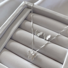 Conjunto borbeleta cravejada