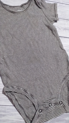 ♻️Body CARTER´S ♻️18 meses - comprar online