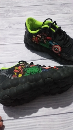 ♻️ Zapatillas MARVEL ♻️N°30 - comprar online