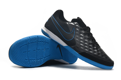 NIke Legend VIII Academy IC na internet