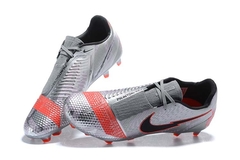 Nike Phantom VNM Elite FG na internet