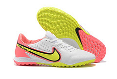 Nike Legend 9 Club TF