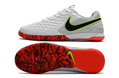 NIke Legend VIII Academy IC na internet