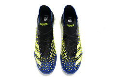 adidas Predator Freak .1 TF na internet