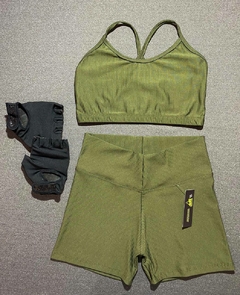 Short Morley Verde Militar - comprar online