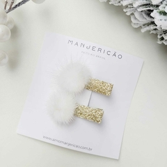 PAR DE CLIPES POMPOM BRANCO COM DOURADO