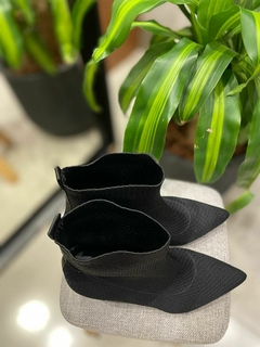 BOTA KNIT GORGURÃO PRETO - loja online