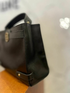 BOLSA AREZZO CLASSIC na internet
