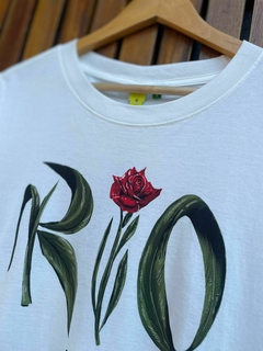 T-SHIRT RIO FLORES FARM - comprar online