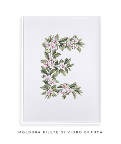 QUADRO DECORATIVO LETRA BOTÂNICA E - Flowersjuls - Quadros botânicos decorativos | Aquarelas autorais