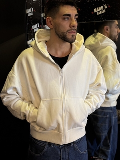 Campera básica en internet