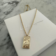 Collar Donatella Baño en oro - Cáp. Essence New Edition - Obsequium Jewelry & Complements