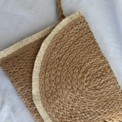 *New* Caja Sunrise - Cartera rafia & Collar baño oro 24k - Obsequium Jewelry & Complements