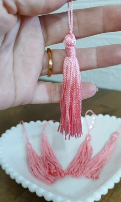 PINGENTE DE TASSEL