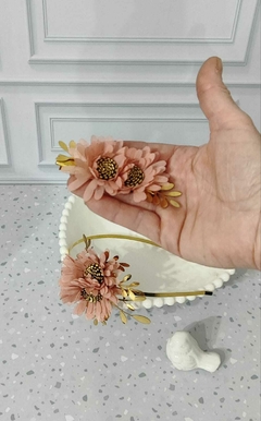 TIARA + BICO DE PATO COLEÇÃO MEU JARDIM (2 PEÇAS) - Cláudia Maria Rambor