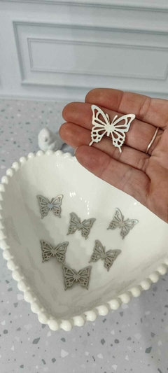 RECORTE DE BORBOLETA VAZADA MODELO 3 - comprar online