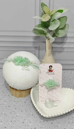 COLEÇÃO CAMÉLIA ( FAIXINHA + BICO DE PATO) Cor verde bebê organza
