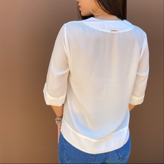 Blusa gola v manga 3/4 - SUBURBAN store