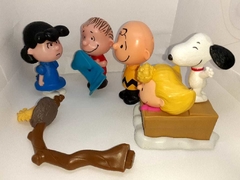 Lucy, Charlie E Sally Brown + Snoopy e Linus Mc Donalds 2015(3) - Biggerbox Brinquedos Usados e Vintage