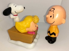 Charlie E Sally Brown + Snoopy Coleção Mc Donalds 2015 na internet