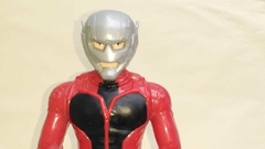 Boneco Ant-man / Homem Formiga/ Marvel/Avengers/Hasbro 30cm