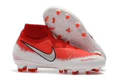 CHUTEIRA NIKE PHANTOM VISION ELITE DYNAMIC FIT FG VERMELHO E BRANCO