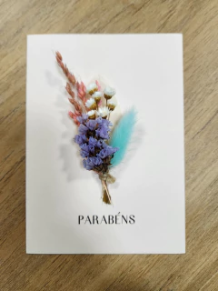 Cartão Artesanal "Parabéns" - Flores Desidratadas na internet