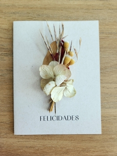 Imagem do Cartão Artesanal "Felicidades" - Flores Desidratadas