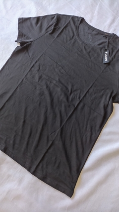 Remera Pima Negra Premium de Algodón Peruano!